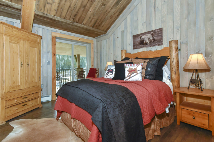Bison Peak Lodge at Puma Hills
